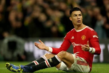 Talking Football With....Paul Parker: United don't play the football to suit Ronaldo