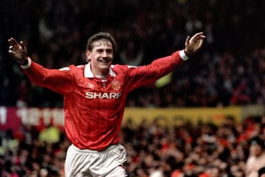 Talking Football with....Andrei Kanchelskis: "Please score against Chelsea, Ronaldo!"