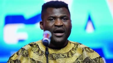 Francis Ngannou je zainteresovan za meč sa hrvatskim teškašem Antom Delijom. Delija mu odgovorio: ,,Spreman sam za izazov!"