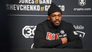 UFC šampion Jon Jones o svom narednom meču: ,,Usred sam jasne odluke!”