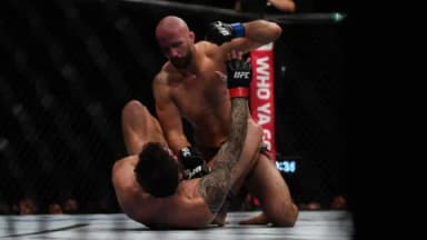 Johnny Walker - Volkan Oezdemir Tipovi i Analiza: Pogledajte kvote, informacije o prenosu i  satnicu!